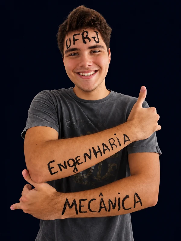 Pedro Gabriel, aprovado em Engenharia Mecânica na UFRJ